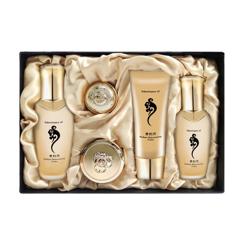 Five-piece set of hydrating and moisturizing skin care products